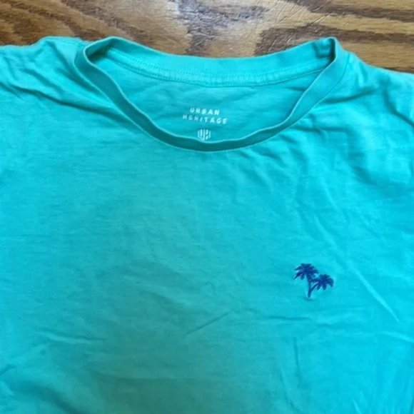 Urban Heritage Turquoise Tee - Size: M - Picture 3 of 5